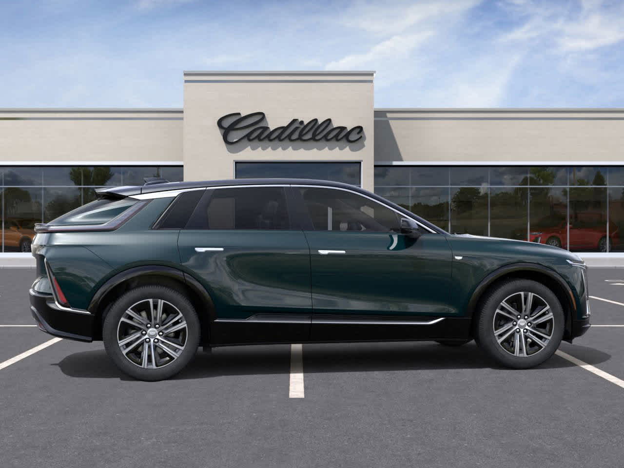 2025 Cadillac Lyriq Luxury photo 3