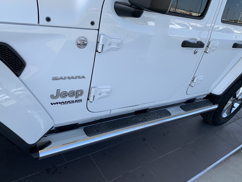2020 Jeep Wrangler Unlimited Sahara photo 10