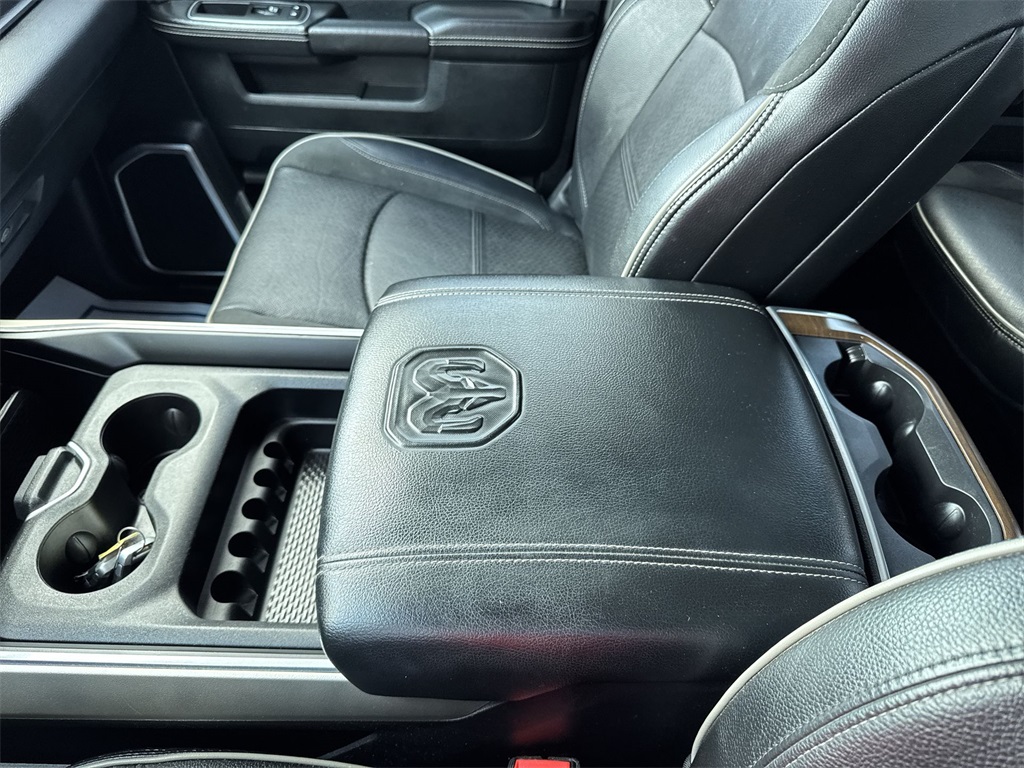 2022 Ram 2500 Laramie photo 26