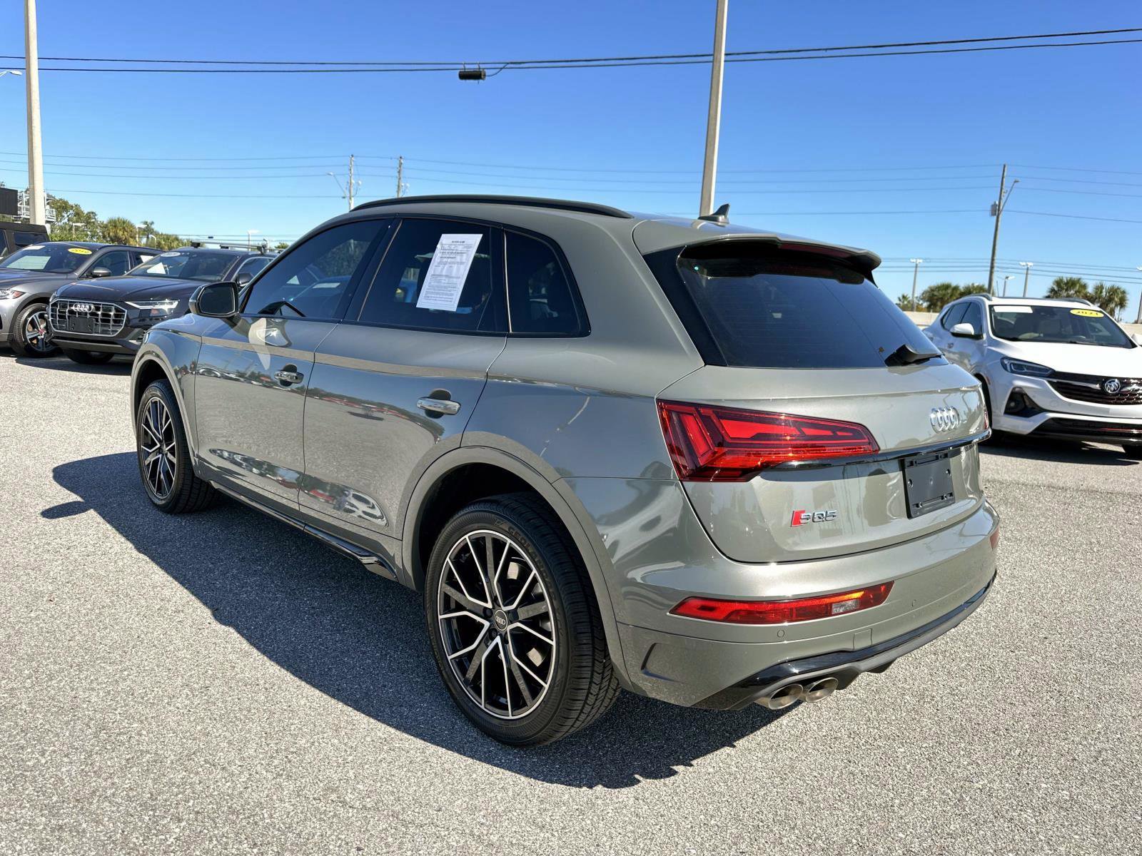 2023 Audi SQ5 Premium Plus photo 2