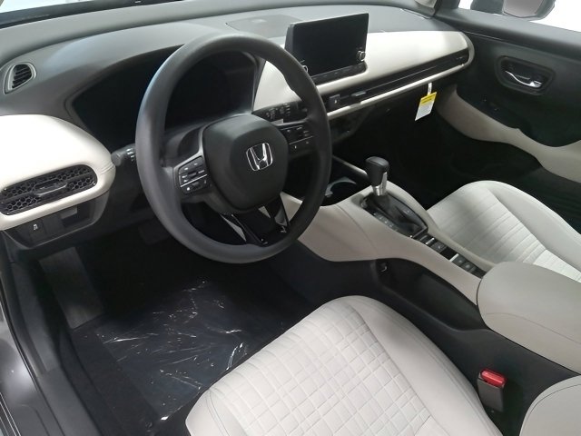 2025 Honda HR-V LX photo 16
