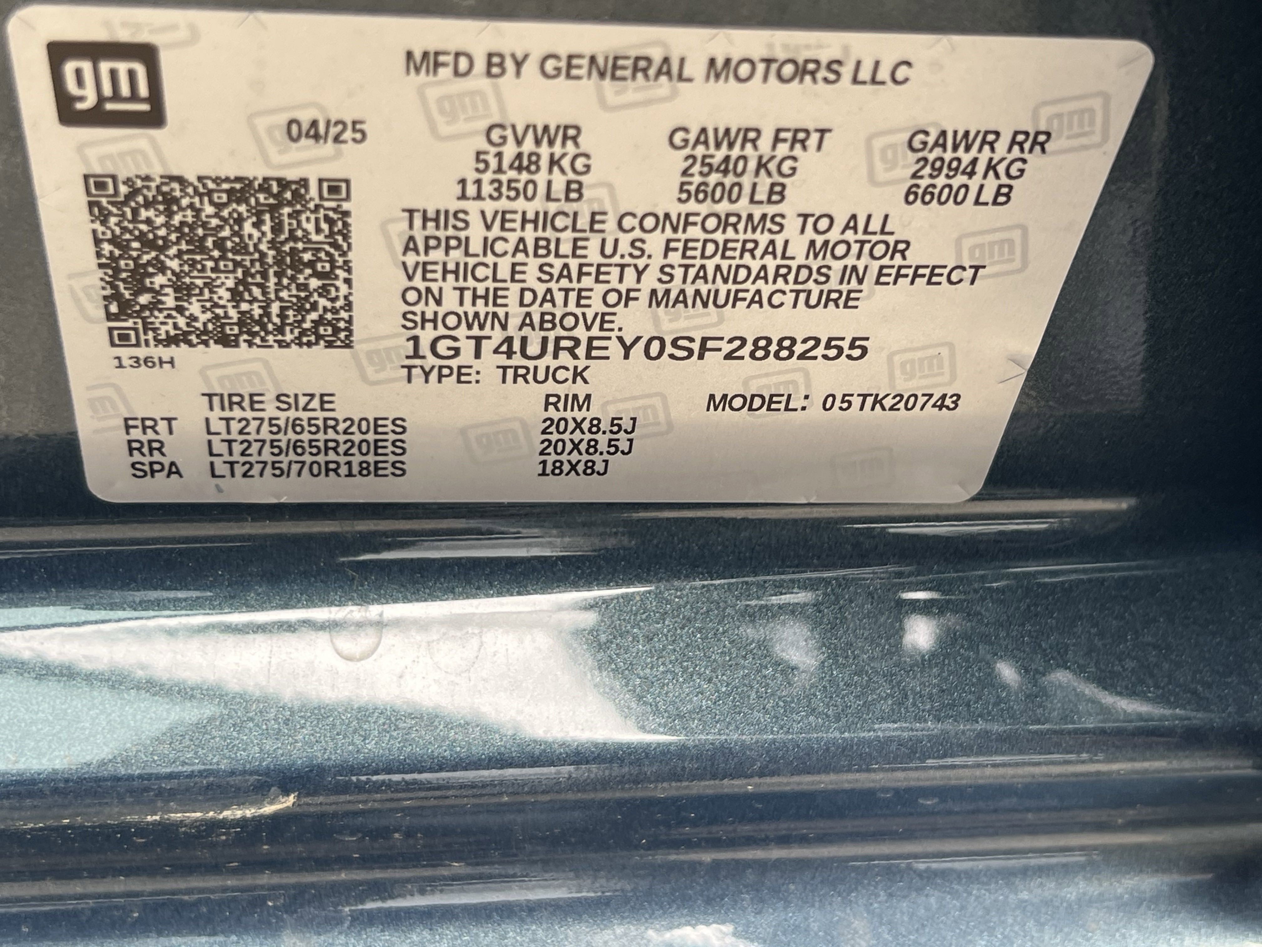 New 2025 Downpour Metallic GMC Denali image 30