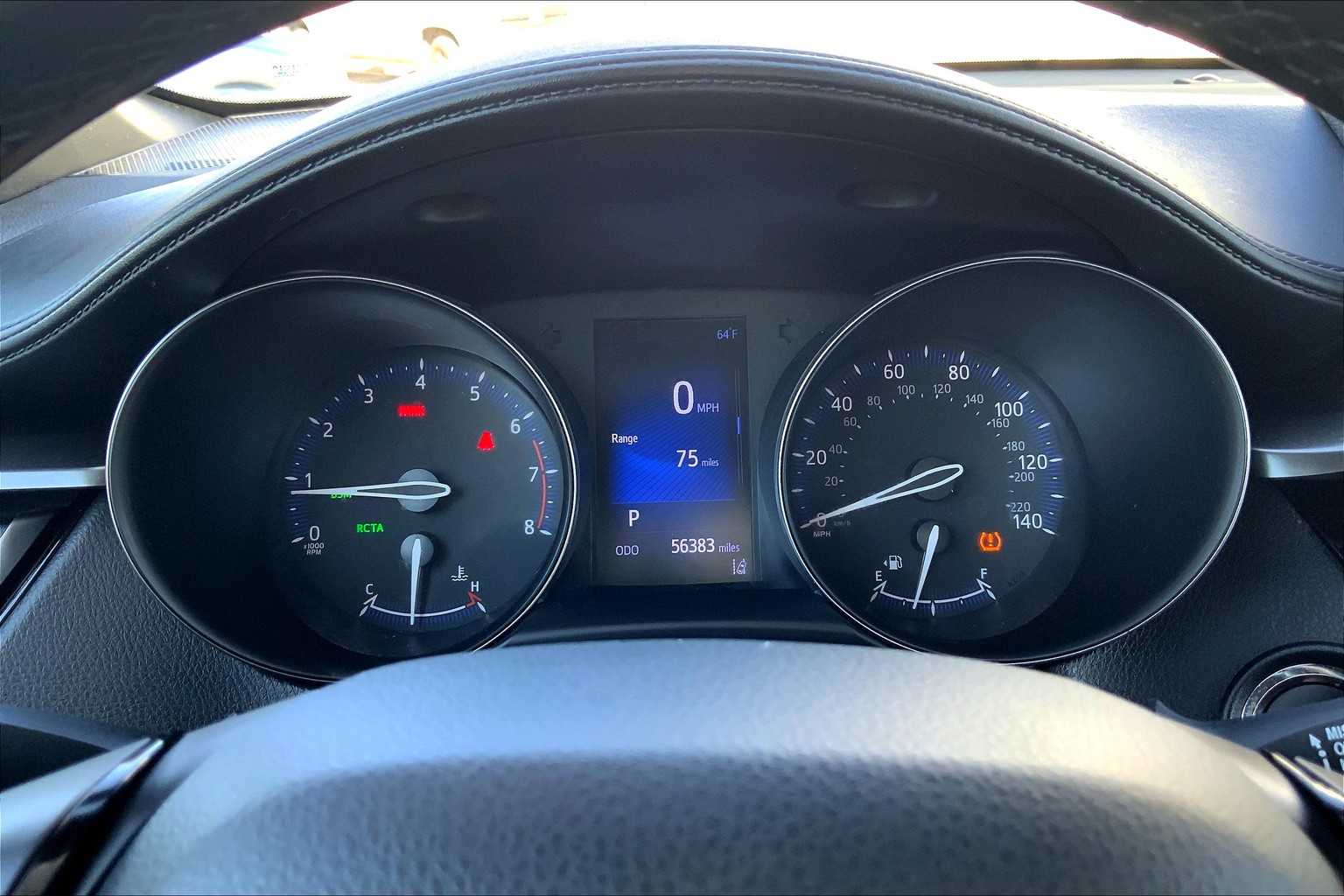 2018 Toyota C-HR XLE photo 23