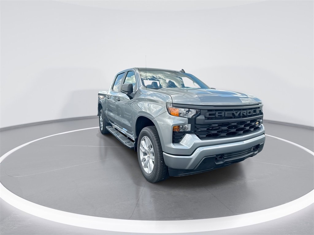 2026 Chevrolet Silverado 1500 Custom photo 2
