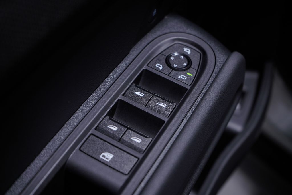 2025 Mini Cooper Base photo 16