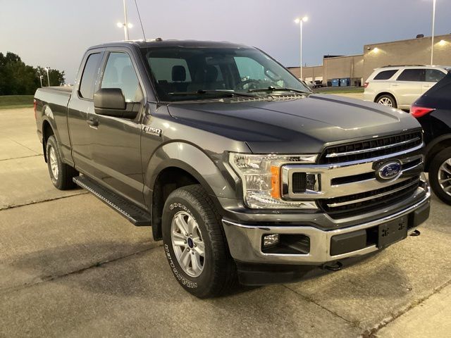 2018 Ford F-150 XLT photo 9
