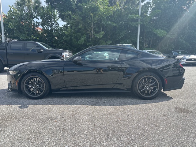 2024 Ford Mustang Dark Horse photo 6