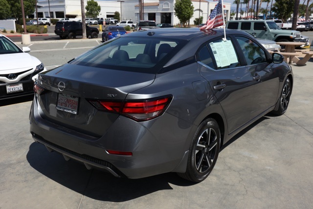 2024 Nissan Sentra SV photo 3