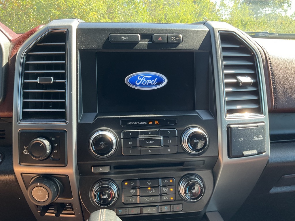 2018 Ford F-150 Platinum photo 5