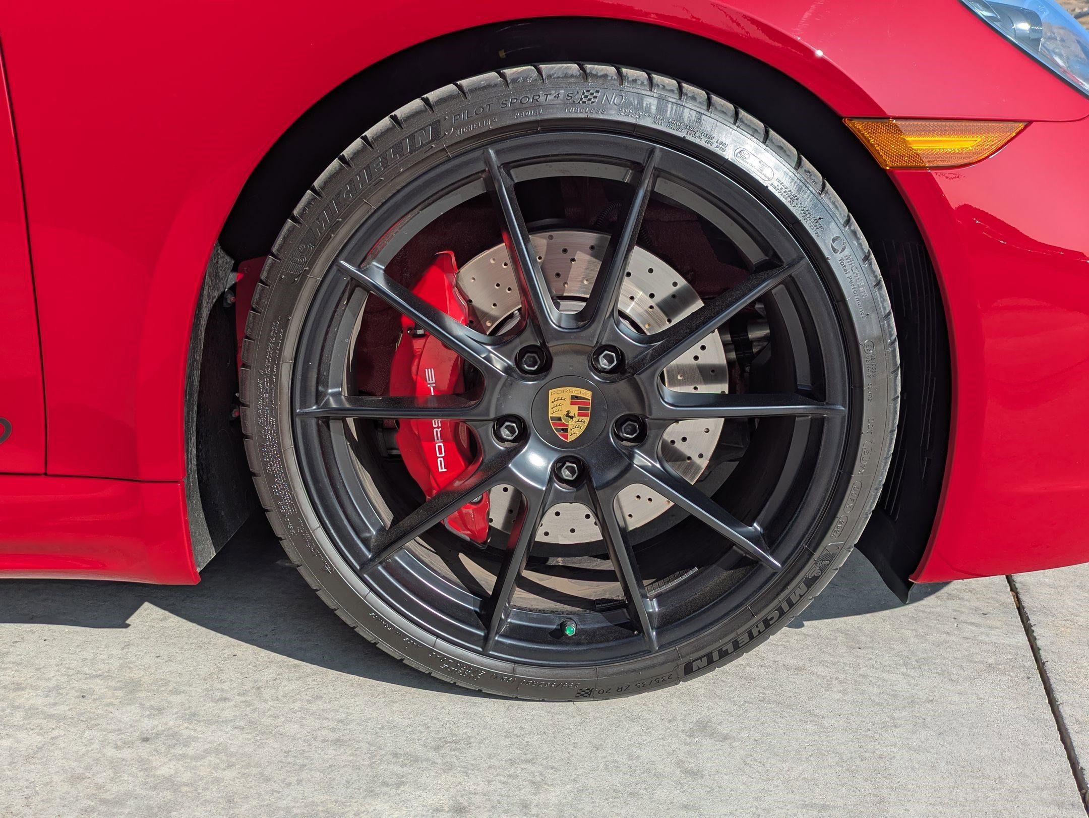 2025 Porsche Boxster GTS 4.0 photo 30