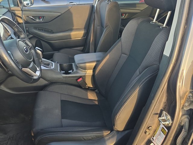 2020 Subaru Outback Premium photo 6
