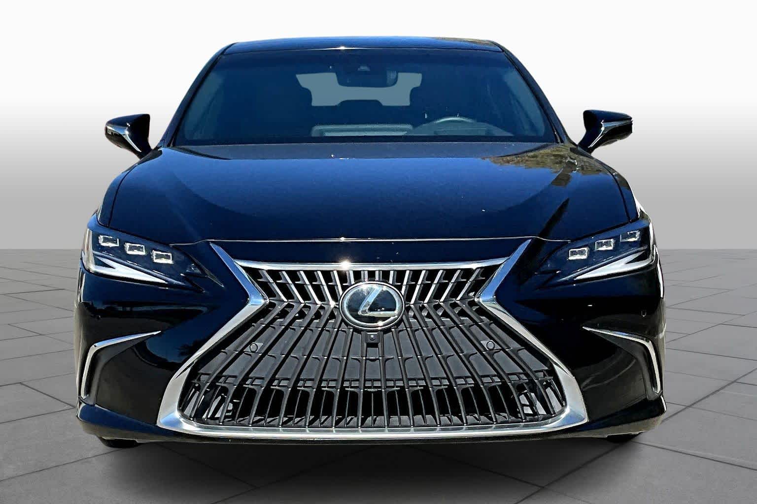 2024 Lexus ES 350 Ultra Luxury photo 3