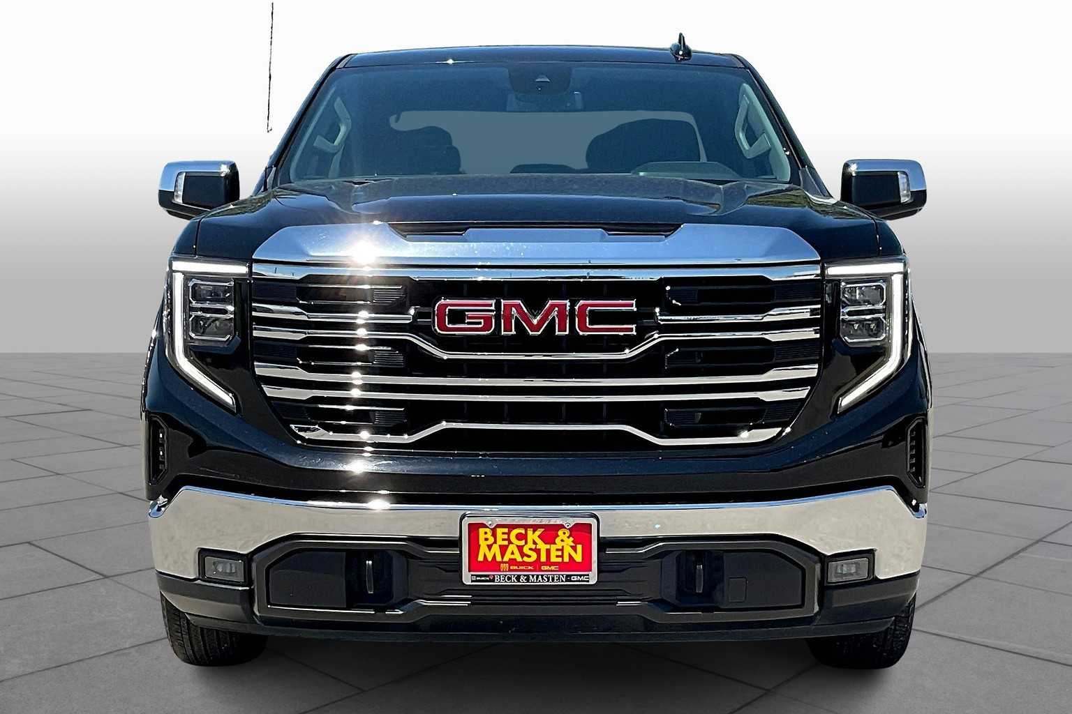 2024 Gmc Sierra 1500 SLT photo 3