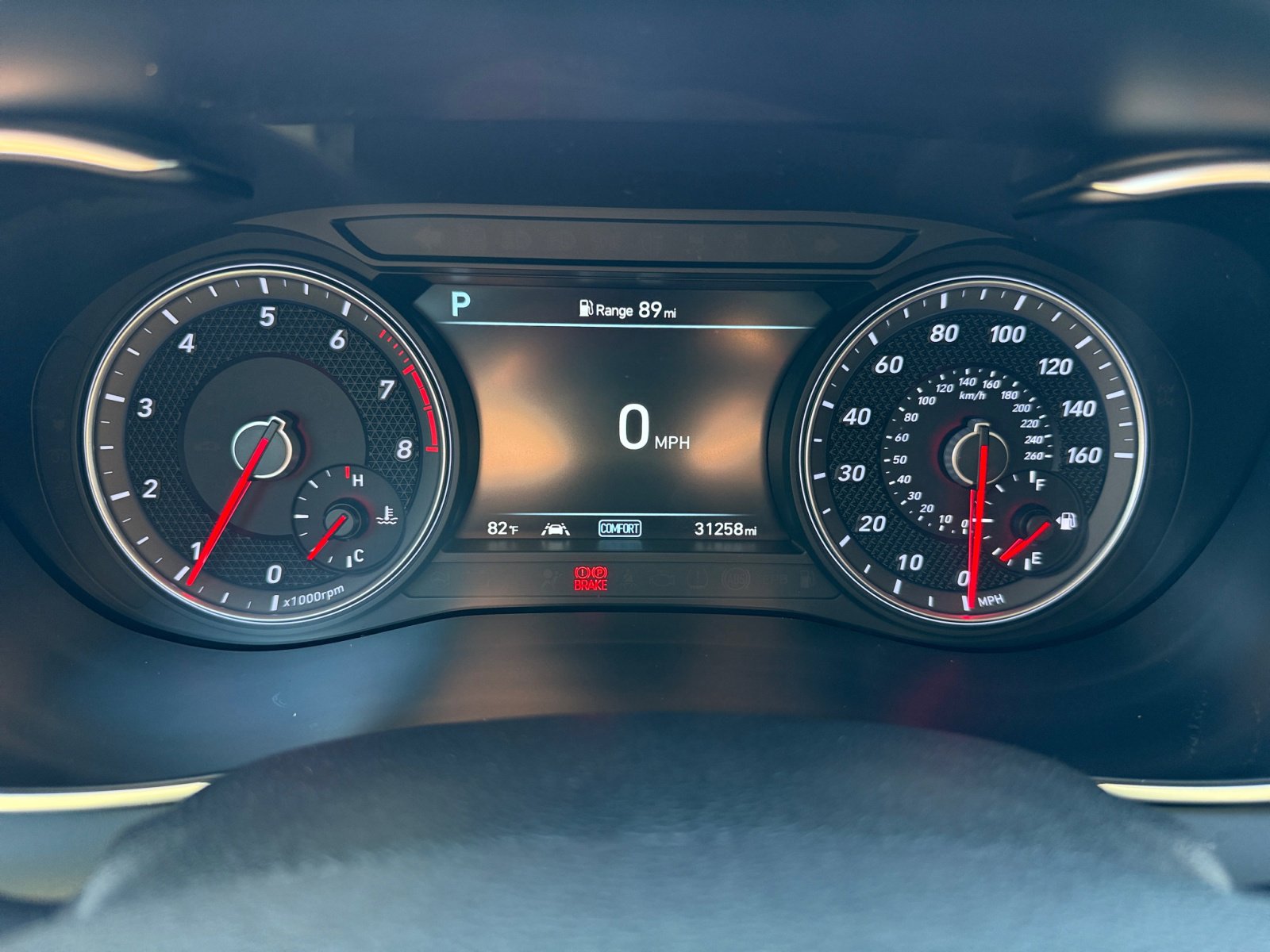 2020 Genesis G70 2.0T photo 11