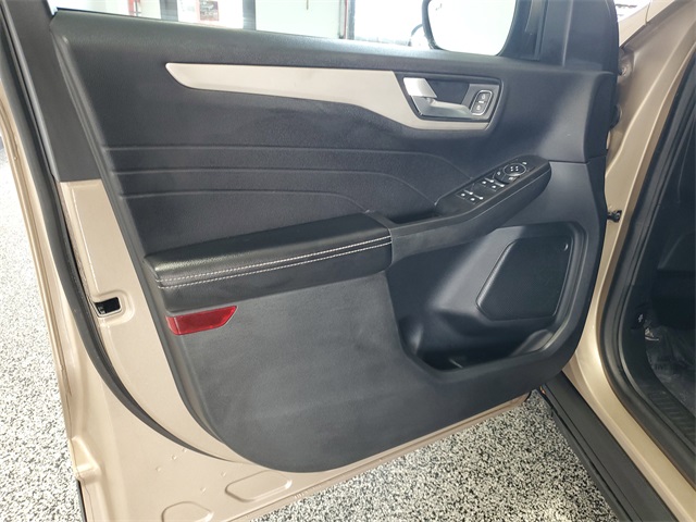 2021 Ford Escape SE photo 7