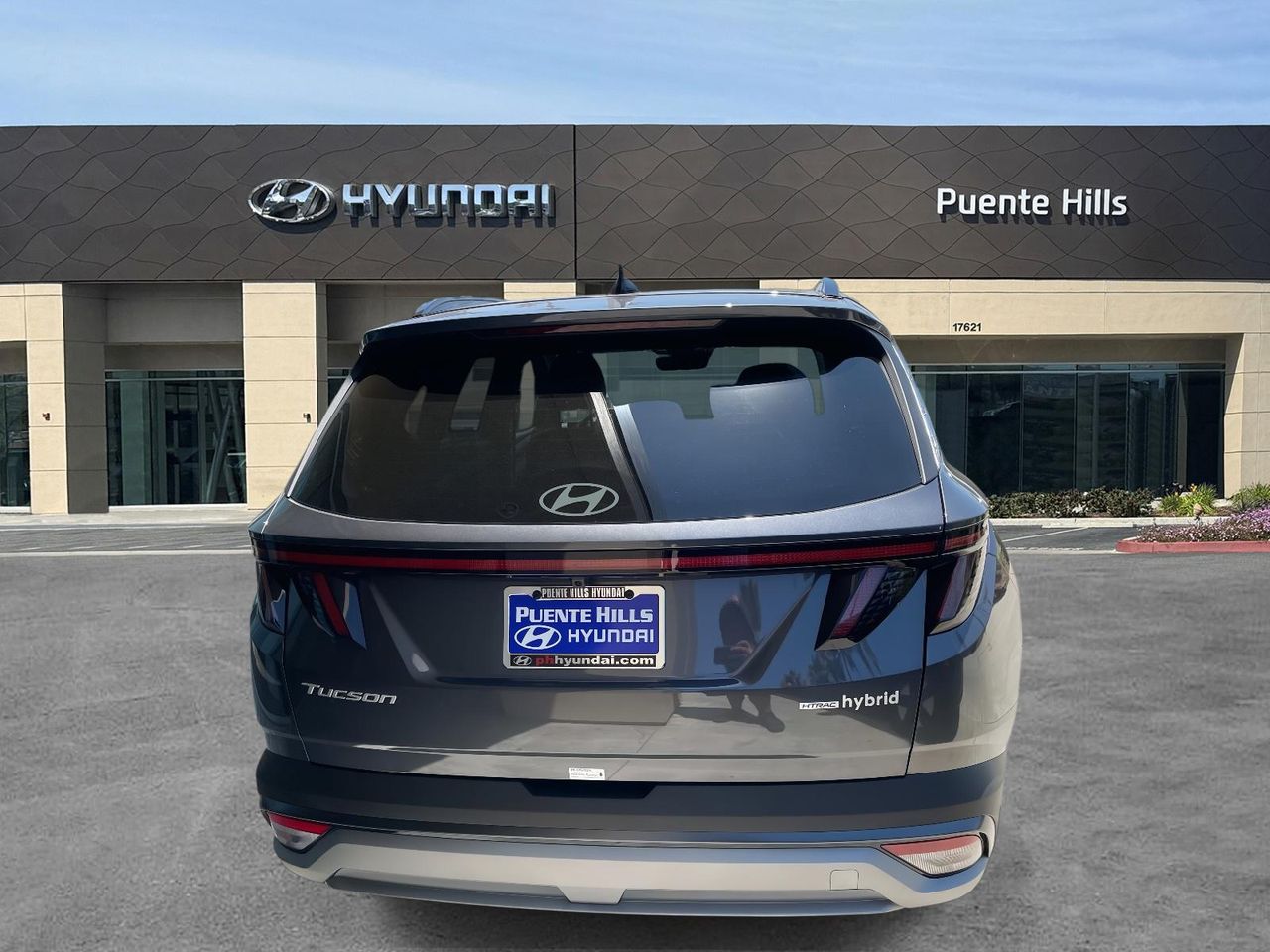 2025 Hyundai Tucson Hybrid SEL Convenience photo 2