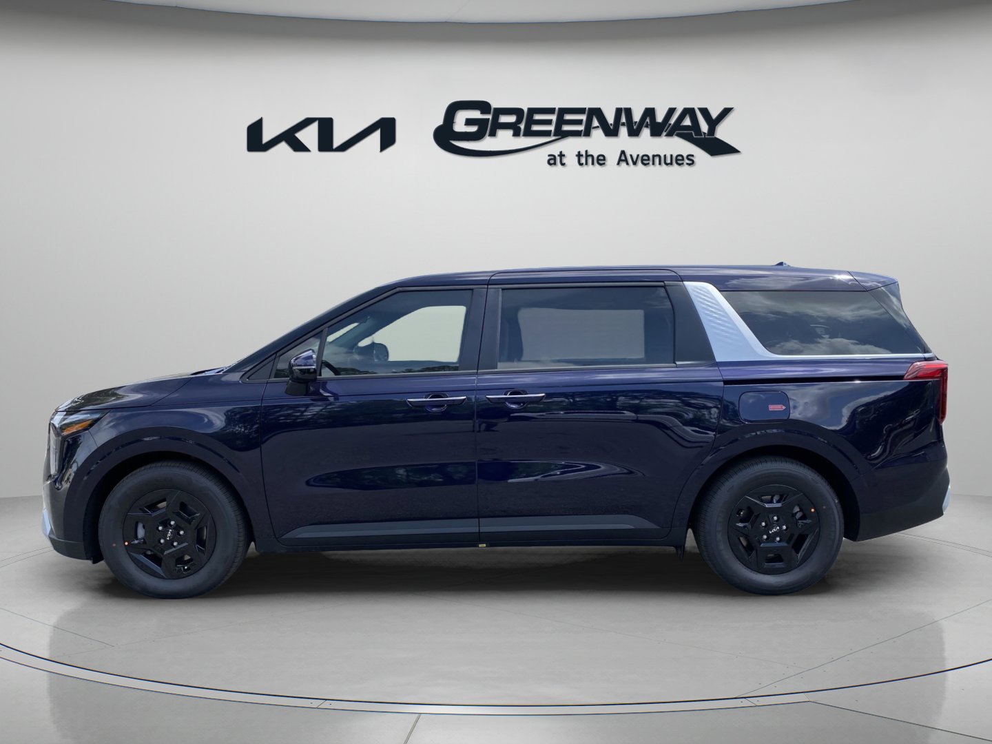 2025 Kia Carnival LXS photo 2