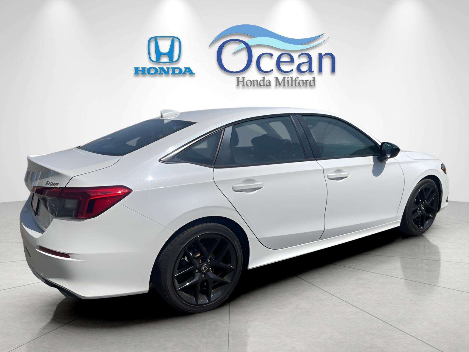 2023 Honda Civic Sport photo 2