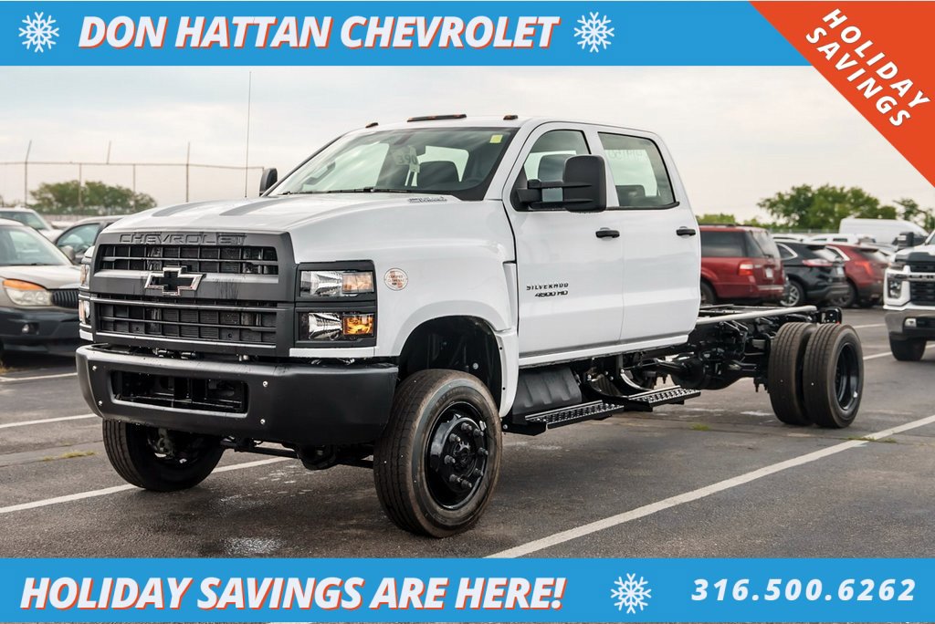 2024 Chevrolet Silverado 4500 Medium Duty Chassis Cab Work Truck's photo