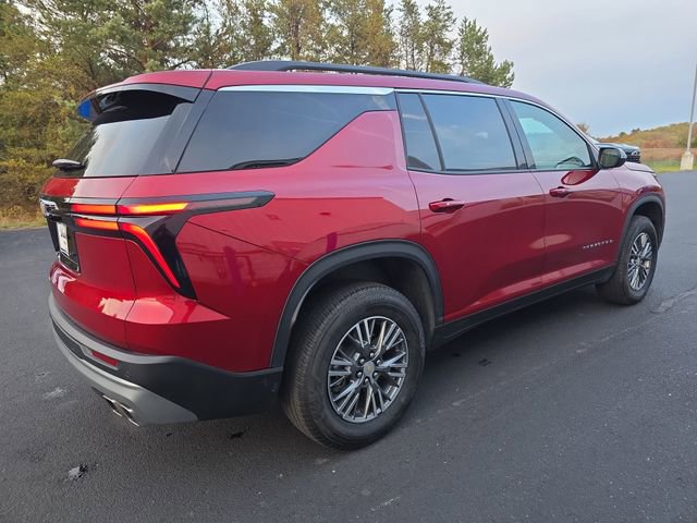 2025 Chevrolet Traverse photo 3