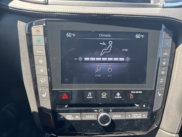 2025 Infiniti QX50 Luxe AWD photo 8