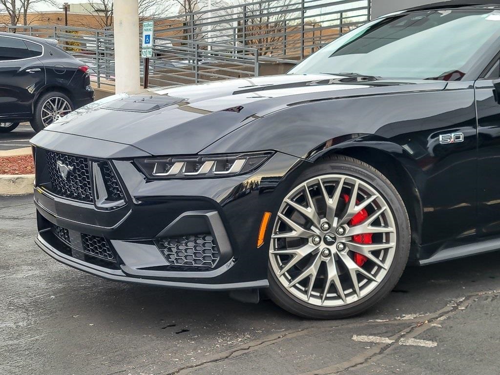 2024 Ford Mustang GT Premium photo 2