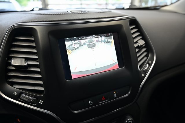 2021 Jeep Cherokee Latitude photo 15