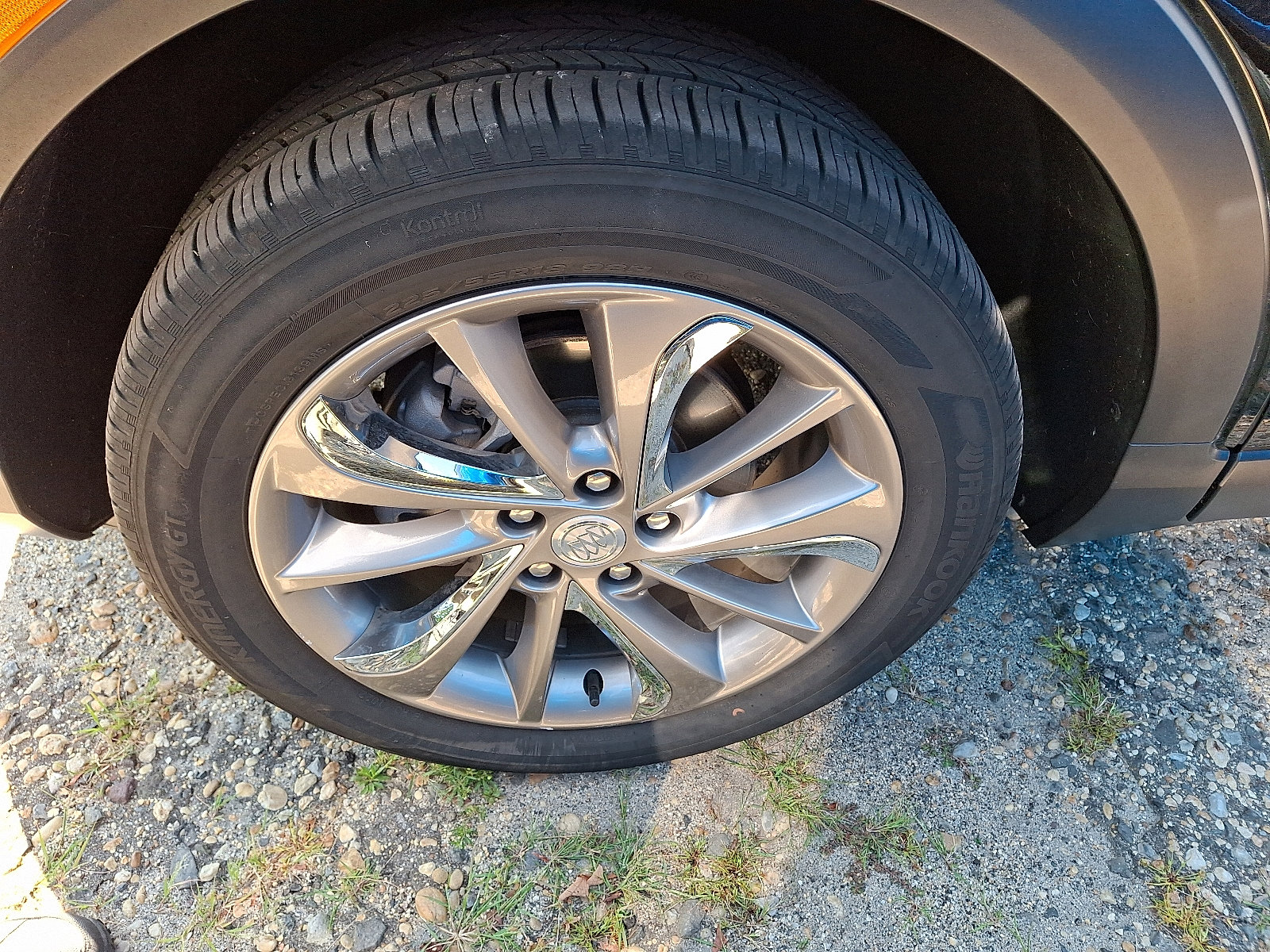 2022 Buick Encore GX Essence photo 3