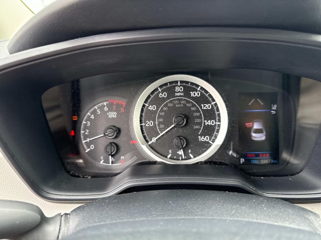 2022 Toyota Corolla LE photo 32