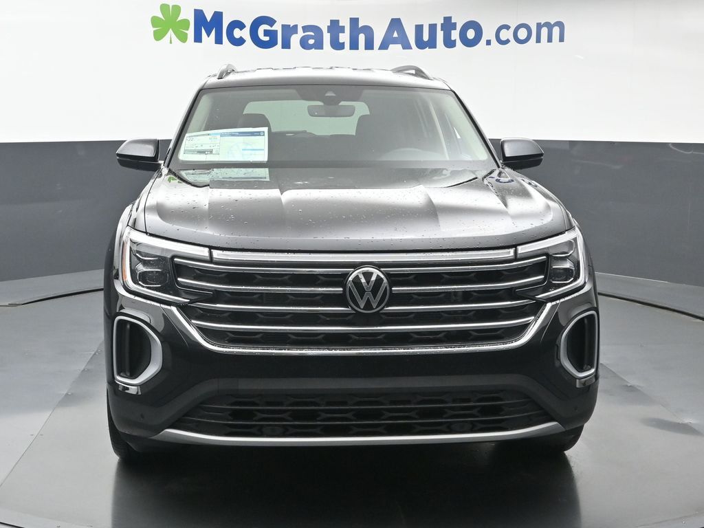 2026 Volkswagen Atlas SE Technology photo 2