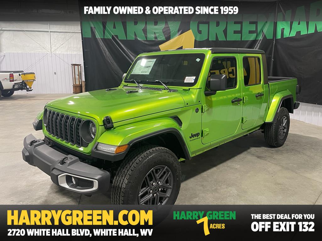 2025 Jeep Gladiator Sport S's photo