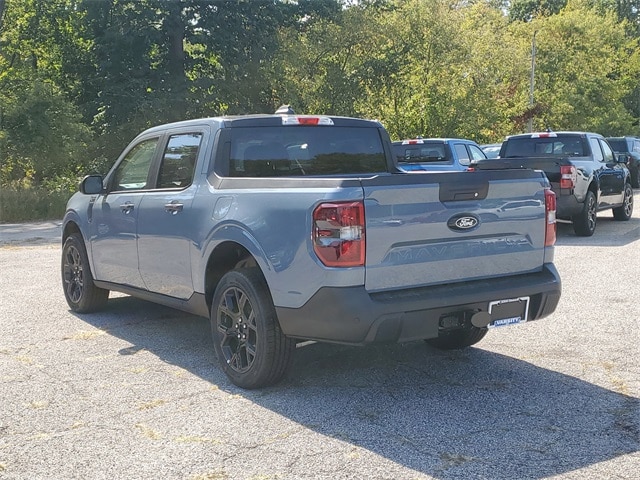 2025 Ford Maverick XLT photo 2
