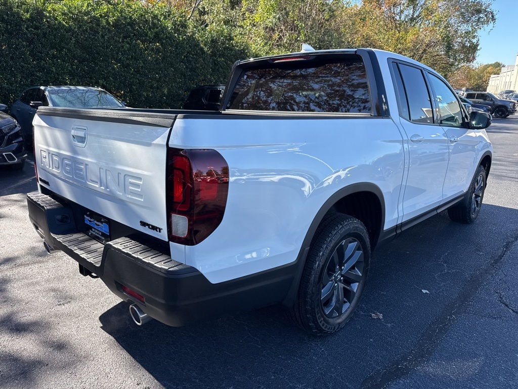 2026 Honda Ridgeline Sport photo 3