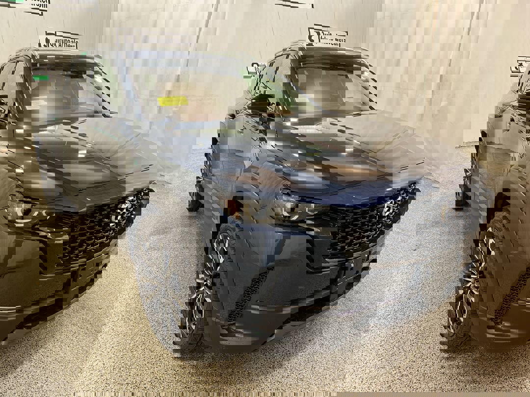 2026 Mazda CX-50 Premium's photo