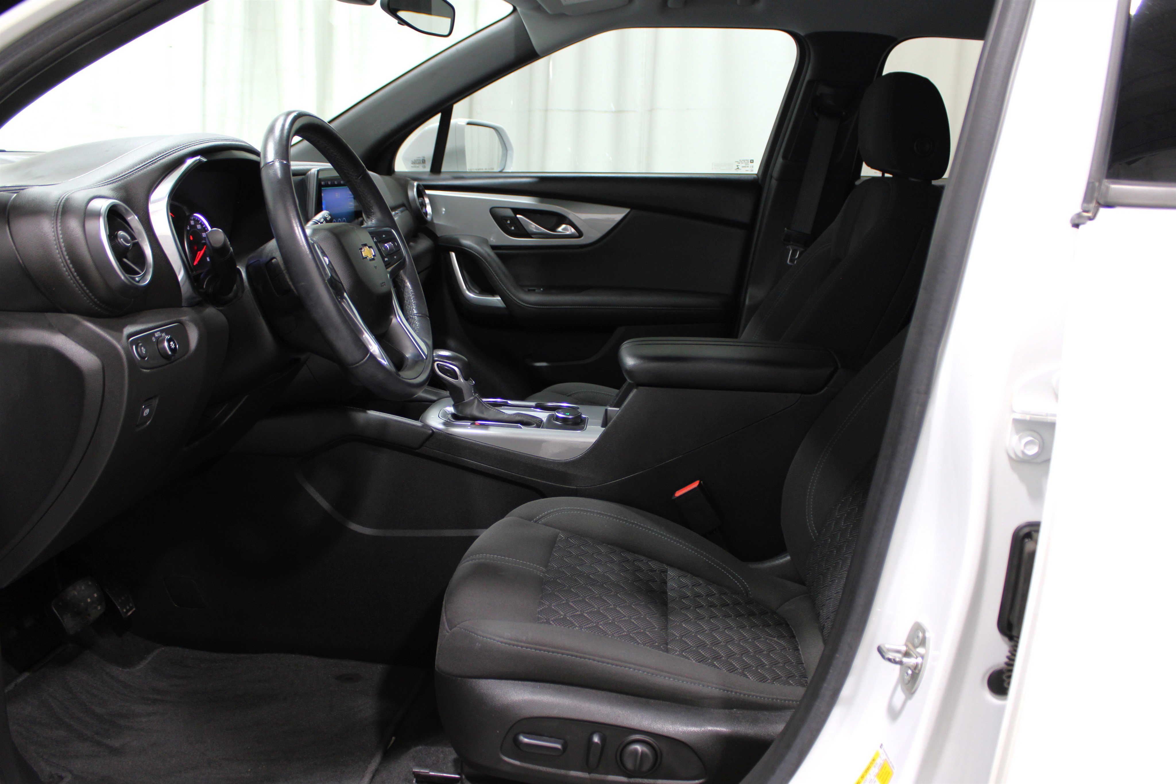 2020 Chevrolet Blazer 1LT photo 3