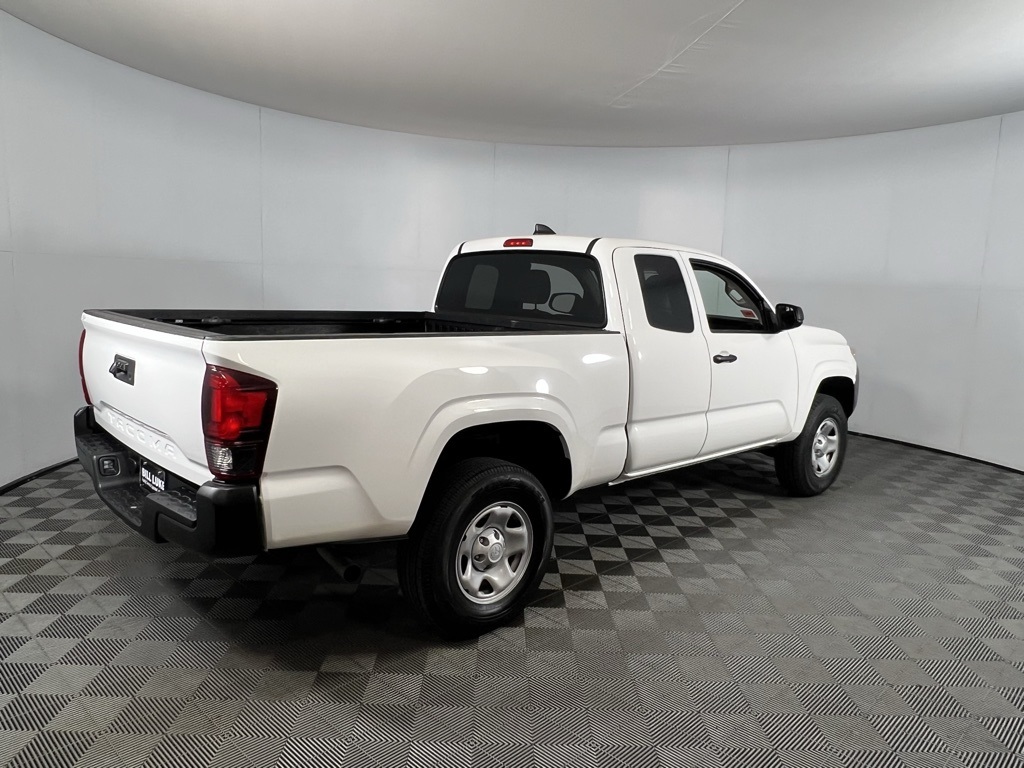 2023 Toyota Tacoma SR photo 4