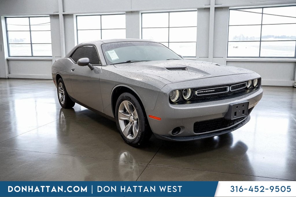 2019 Dodge Challenger SXT photo 27