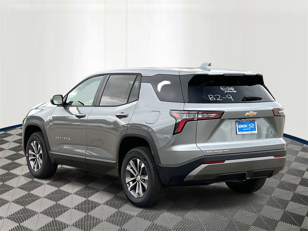 2026 Chevrolet Equinox LT photo 4