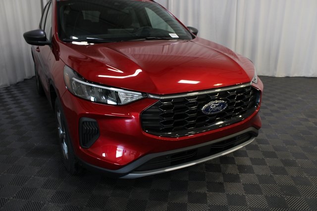 2025 Ford Escape ST-Line photo 19