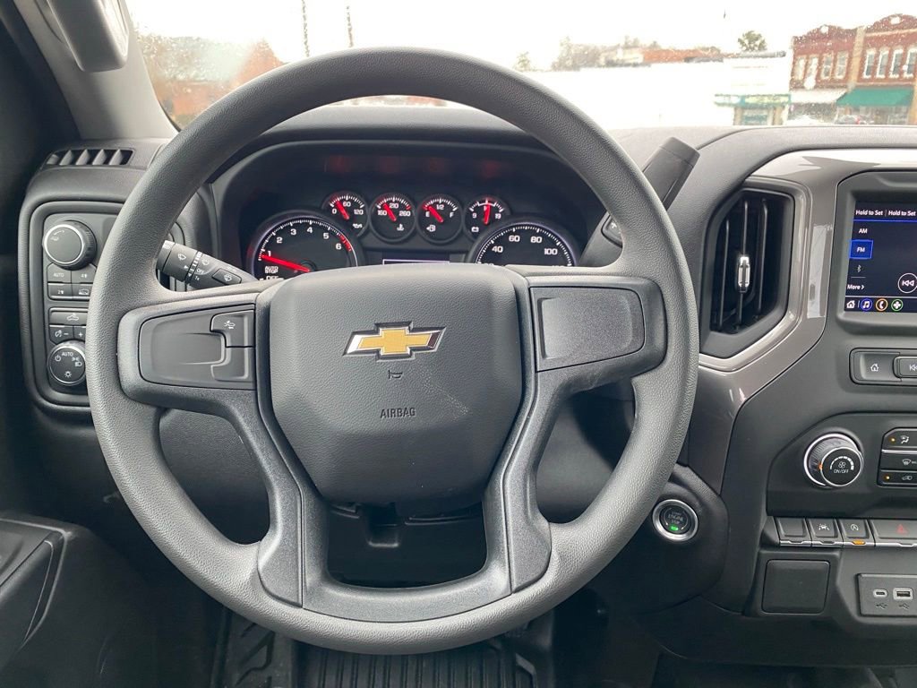 2024 Chevrolet Silverado 1500 photo 10
