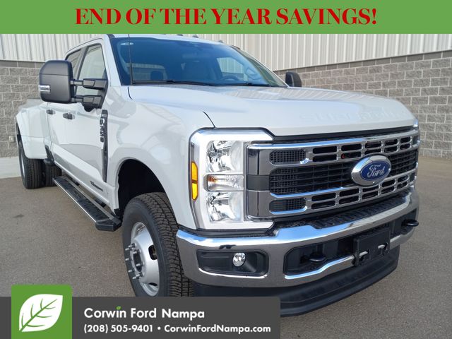 2026 Ford F-350 Super Duty XLT's photo