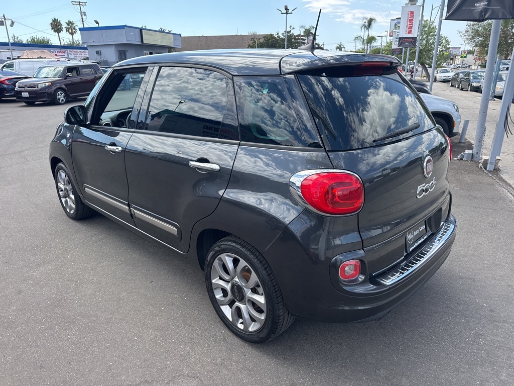 2017 Fiat 500L Lounge photo 3