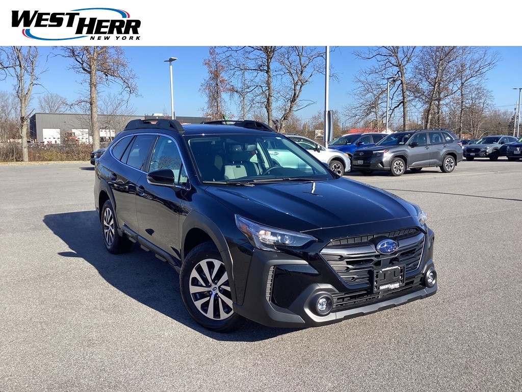 2025 Subaru Outback Premium's photo