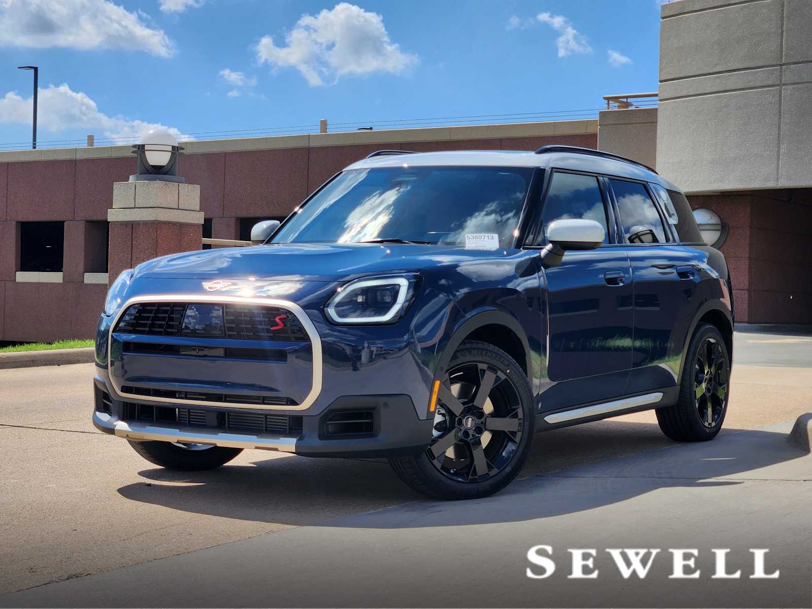 2026 MINI Countryman S's photo