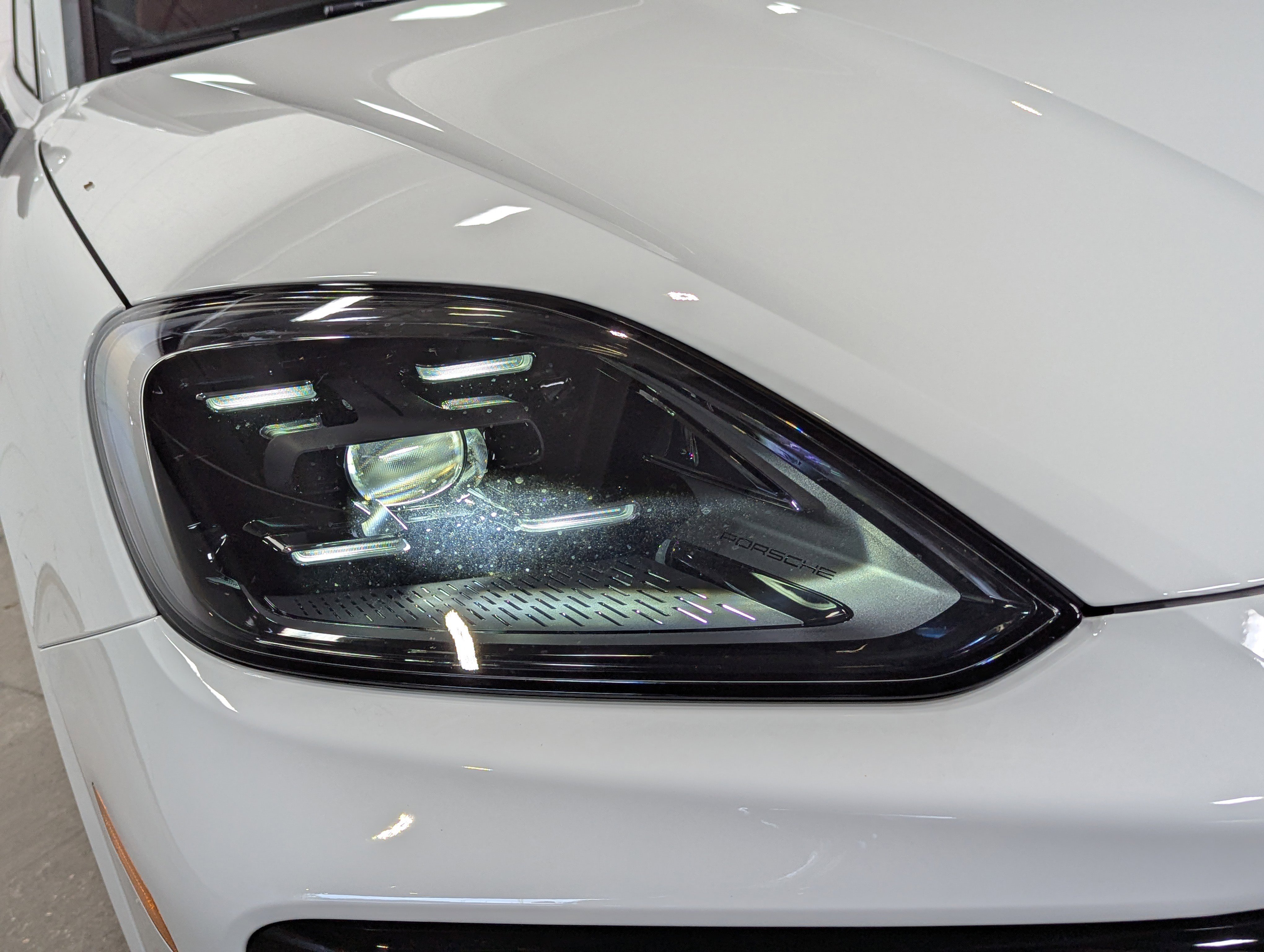 2026 Porsche Cayenne S photo 3