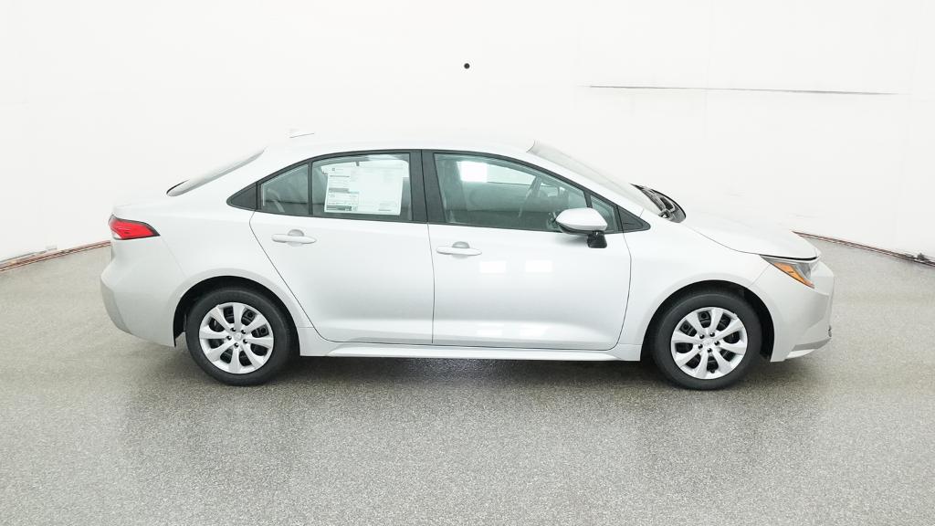 2025 Toyota Corolla LE photo 26