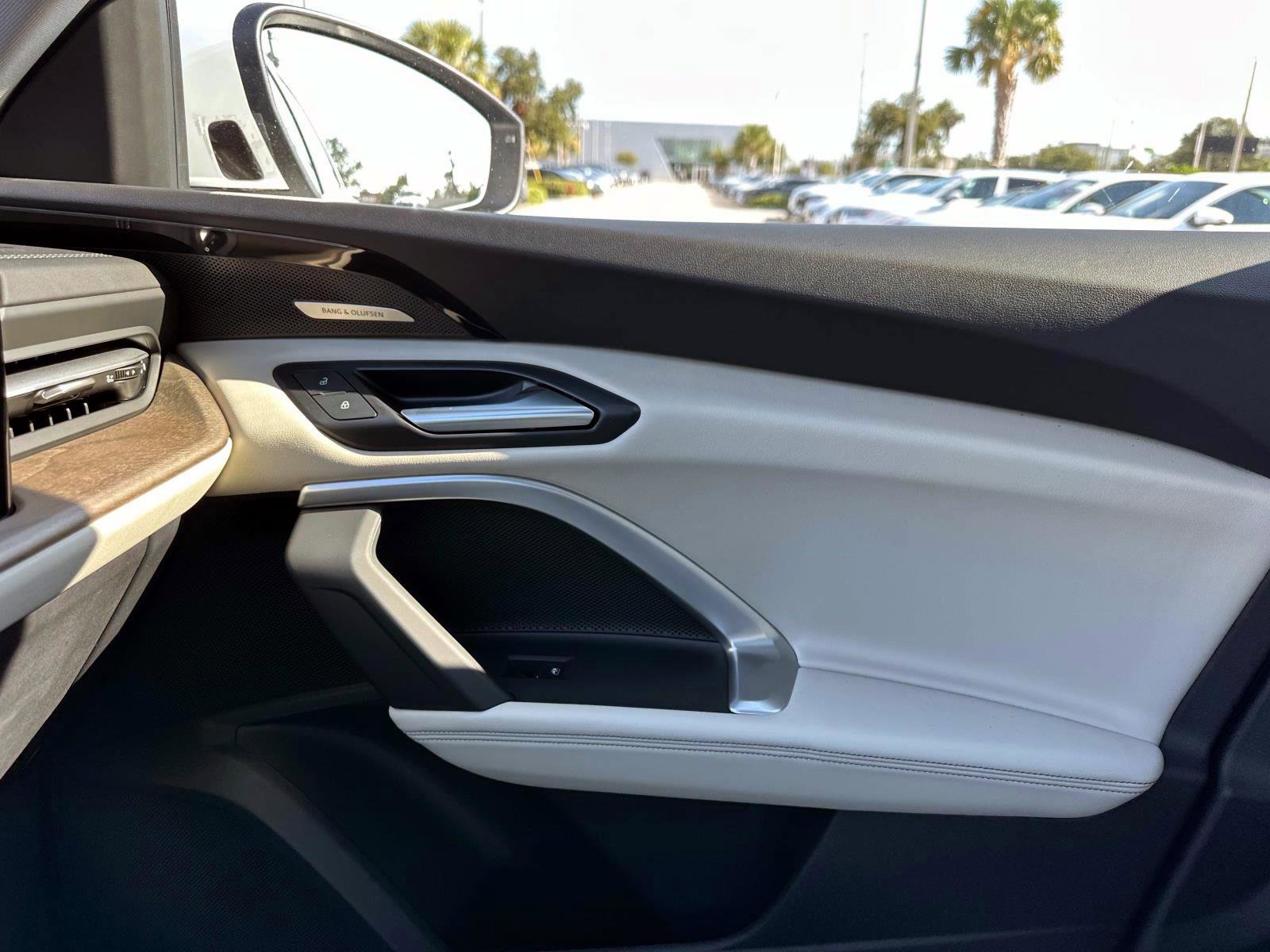 2025 Audi Q5 Premium Plus photo 22