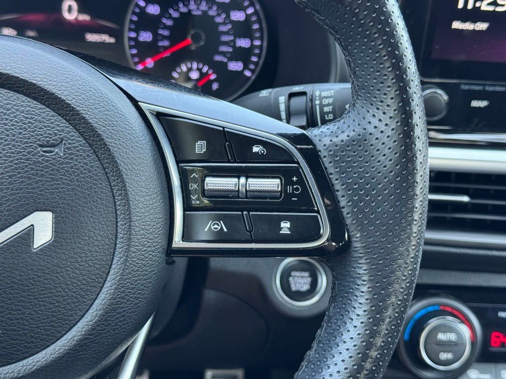 2023 Kia Forte GT-Line photo 27