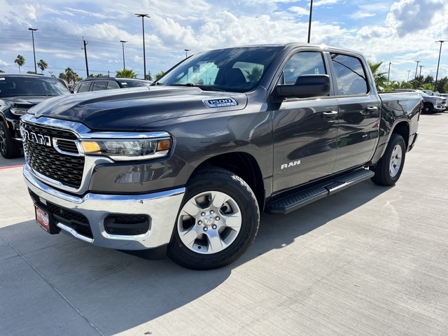 2025 Ram 1500 Tradesman photo 2
