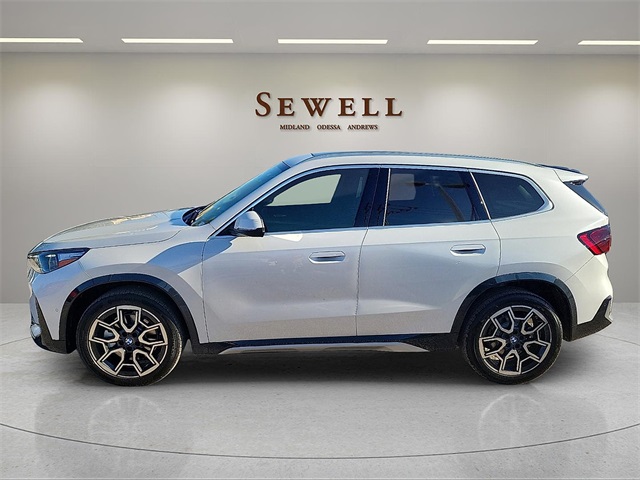 2026 Bmw X1 XDrive28i photo 2